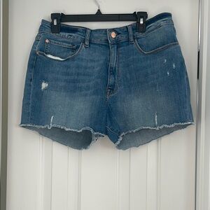 Blue High-Waisted Jean Shorts with Distressed Hem